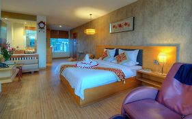 Orussey One Hotel & Apartment